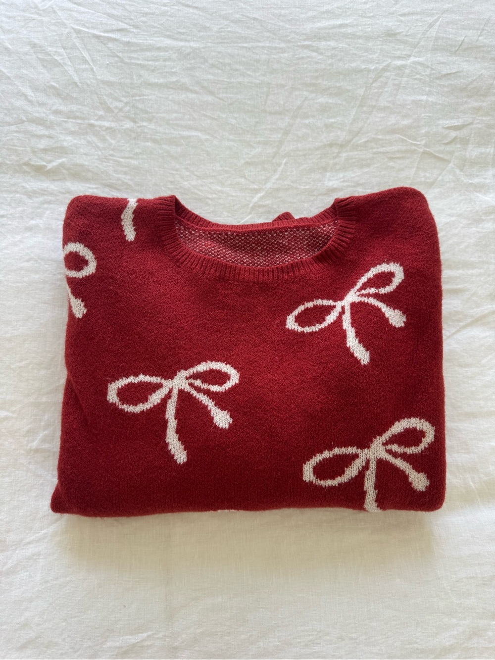 Red Bow Pattern Crewneck Sweater